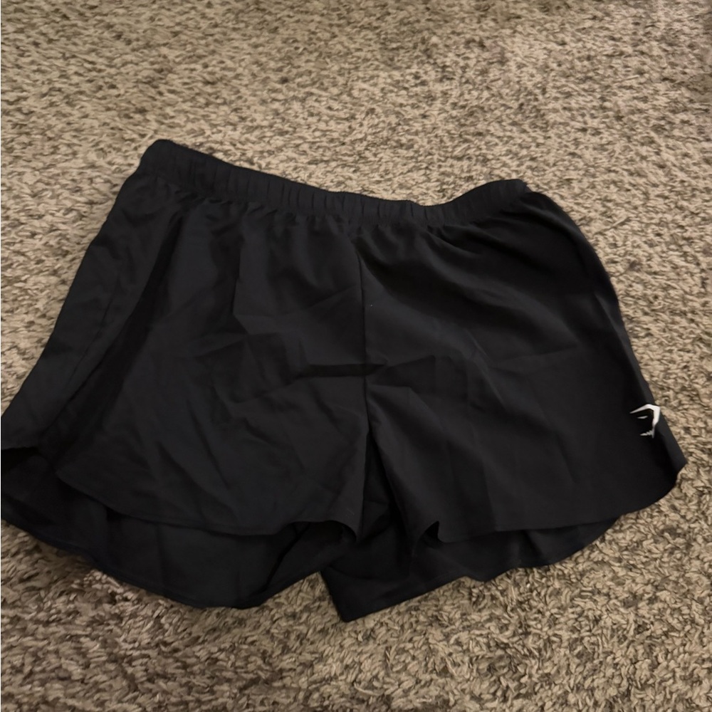 Black Gymshark shorts - L